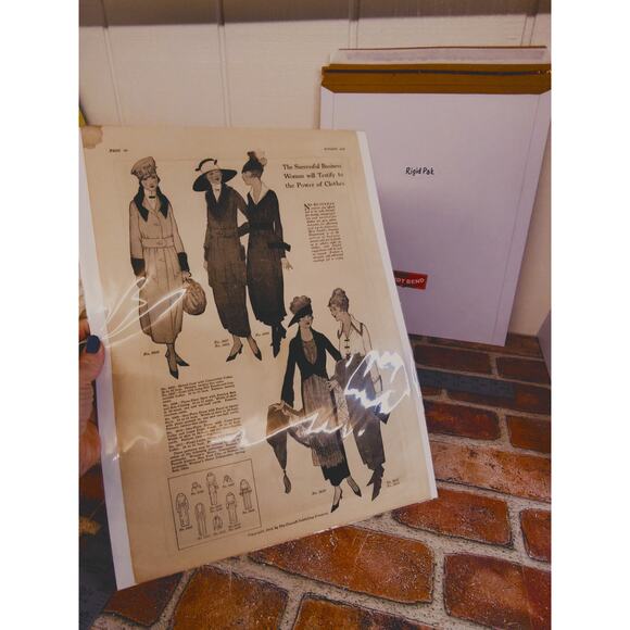 1918 Womans Fashion‎ 1910s Apparel Original Vtg Magazine Page for Display - Picture 3 of 10